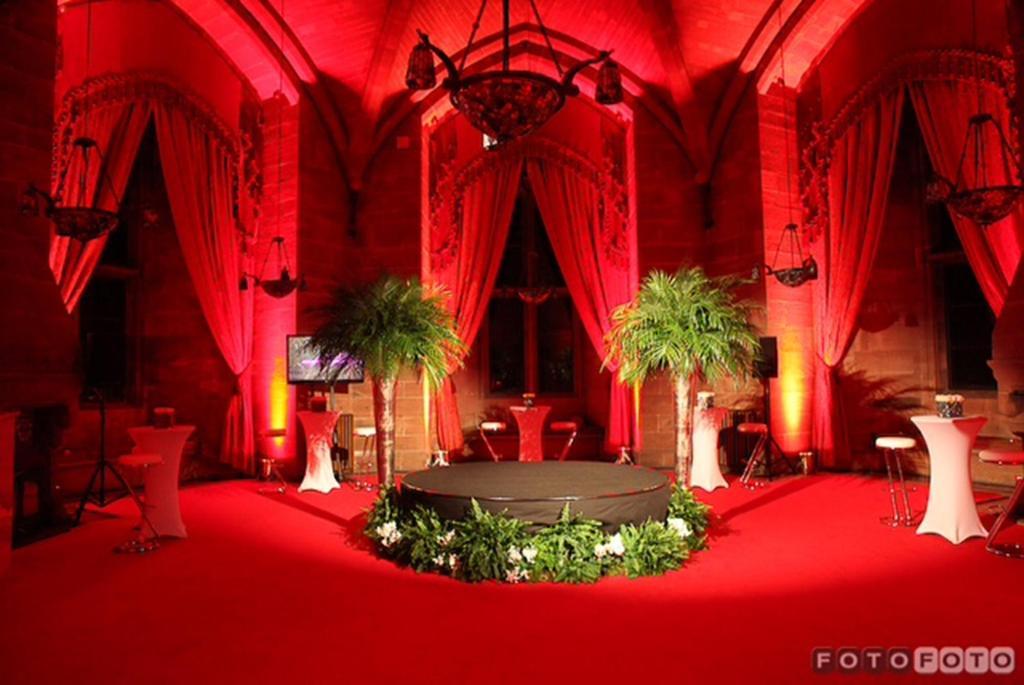 Peckforton Castle Тарпорли Стая снимка